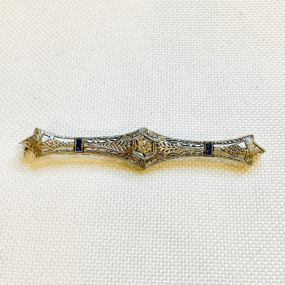 Antique Platinum And 14k Gold Diamond Filigree Brooch/Pin